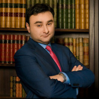 Пластический хирург Эльчин Мамедов