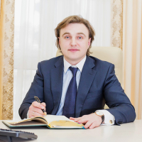 Пластический хирург Александр Грудько