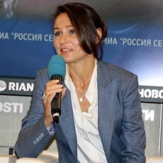 Леонела Мантурова актриса смотреть онлайн российские актрисы Кино-Театр.