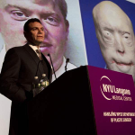 Обгоревшему пожарному пришили новое лицо