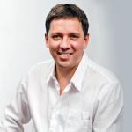 Пластический хирург Александр Жуков