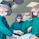 В России работает более 1300 пластических хирургов