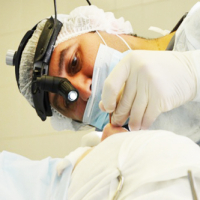 Тигран Алексанян проводит ринопластику