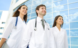 Чтобы попасть в отрасль, нужно закончить ординатуру