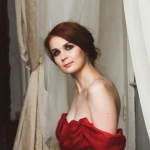 Пострадавшей в теракте в Петербурге сделают бесплатную пластическую операцию