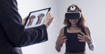 Новую грудь можно увидеть в виртуальной реальности