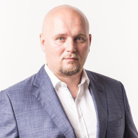 Пластический хирург Александр Гуляев