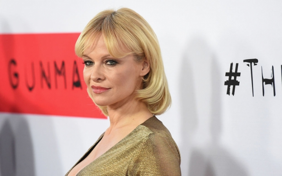 Памела Андерсон