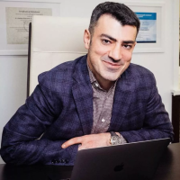 Пластический хирург Владислав Григорянц