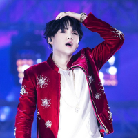 Почему подростки в Южной Корее интересуются пластическими операциями?