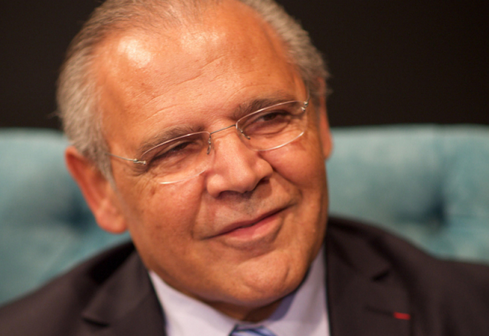 Пластический хирург Сидни Оана