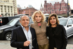 Пластический хирург Сидни Оана в Москве