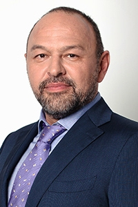 Пластический хирург Анвар Салиджанов