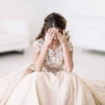 В Казахстане жених бросил невесту из-за пластики груди