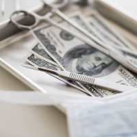 Цены на блефаропластику в России и в мире