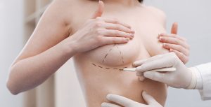 Увеличение груди имплантами