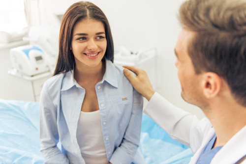 Профилактика, а не ремонт: миллениалы за раннюю пластику