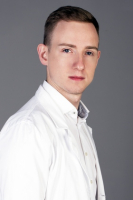 Пластический хирург Евгений Лешунов