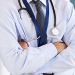 В Набережных Челнах пациентка отсудила почти 400 000 рублей за неудачную пластику