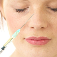 Контурная пластика носа подростка обернулась слепотой