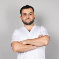 Пластический хирург Карен Пайтян