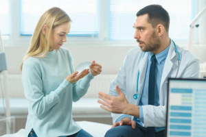 Существует ли болезнь грудных имплантов?