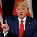 Трамп высмеял пластические операции Байдена