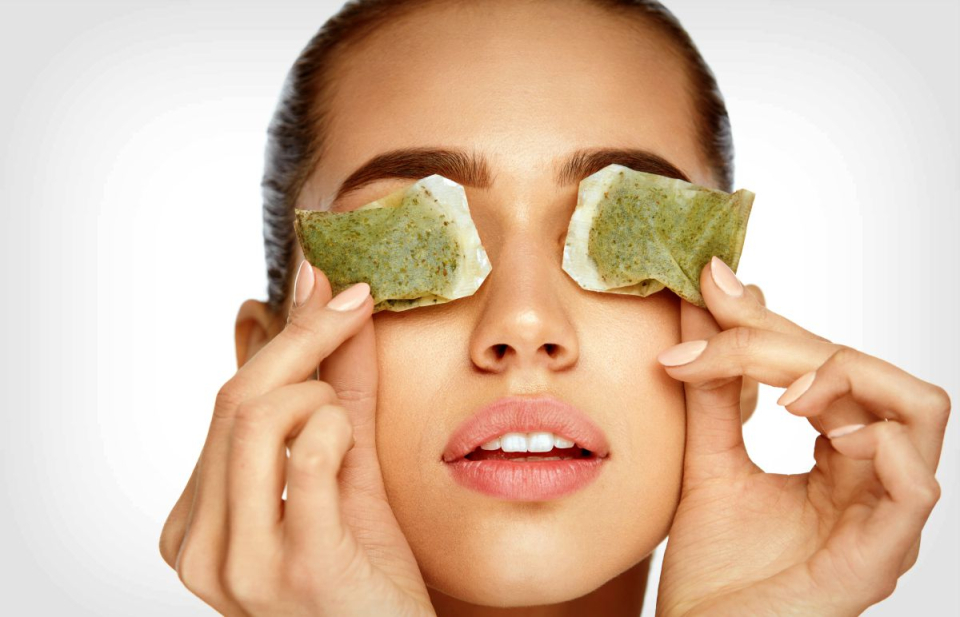 убрать мешки под глазами