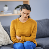 Вздутие живота после операции по увеличению груди