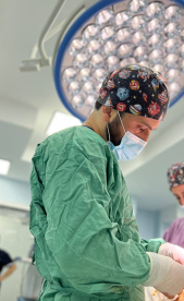 Пластический хирург Карен Пайтян