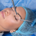 Ботокс и Диспорт против блефаропластики: что лучше?