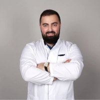 Пластический хирург Гукас Миракян