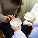 В России будут производить грудные импланты