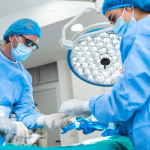 Пластические операции: не роскошь, а необходимость