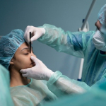 Стоимость ринопластики: стоит ли оно того?