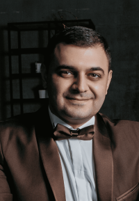 Пластический хирург Вардан Аршакян