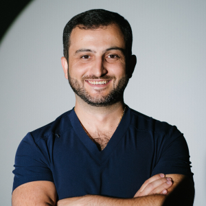 Карен Пайтян липосакция